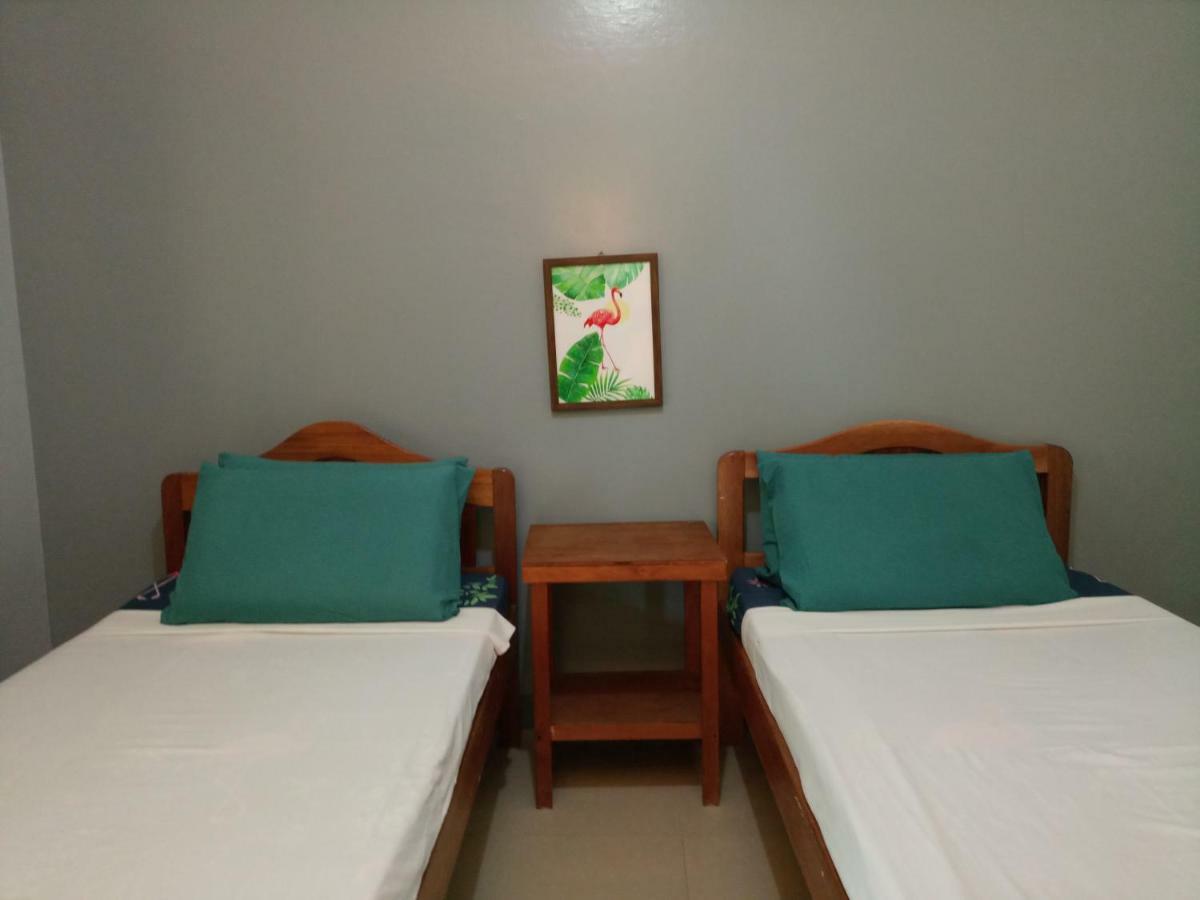 Green Park Tourist Inn Puerto Princesa Exterior foto