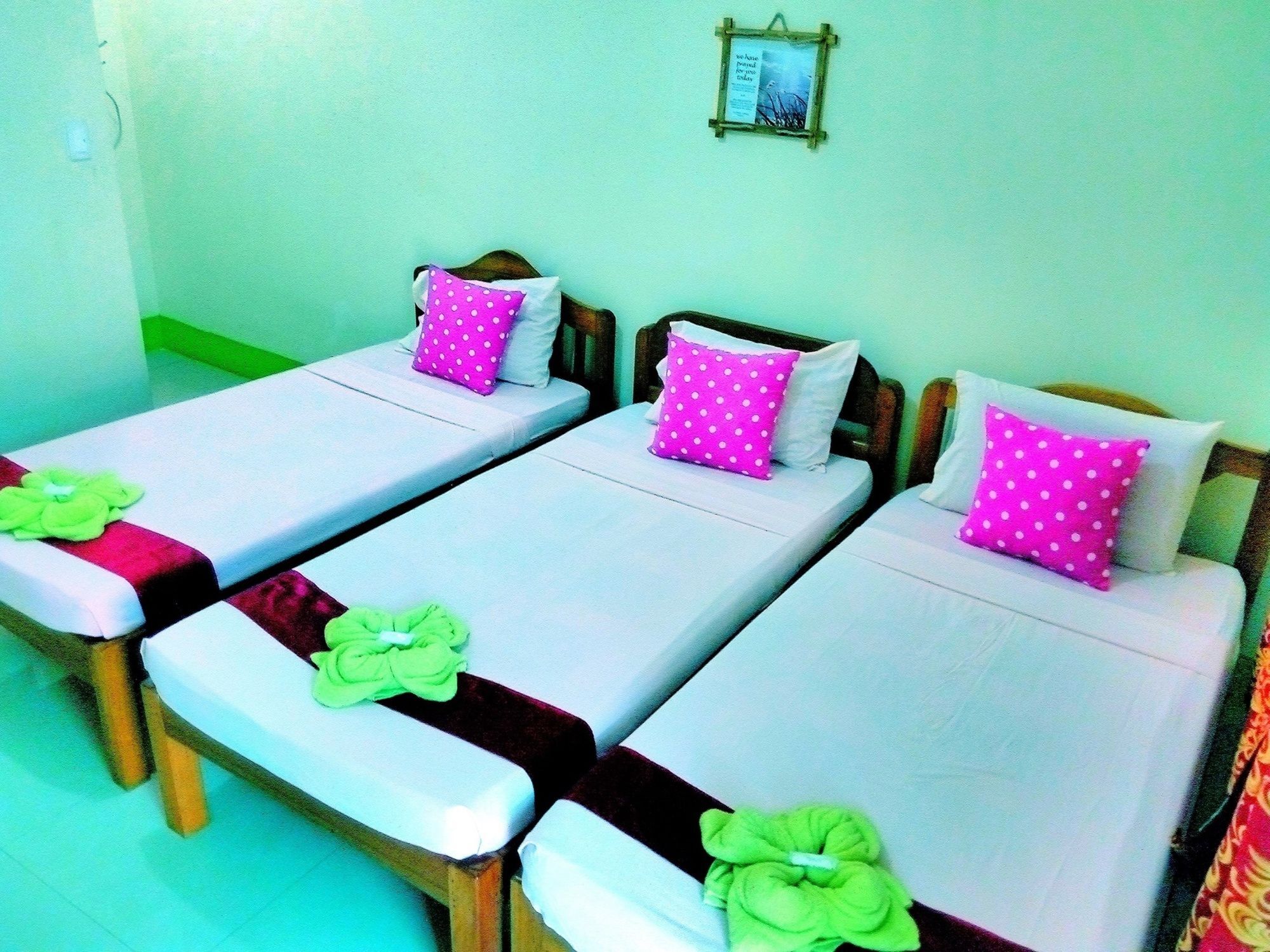 Green Park Tourist Inn Puerto Princesa Exterior foto